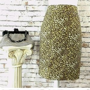 LOFT Pencil skirt